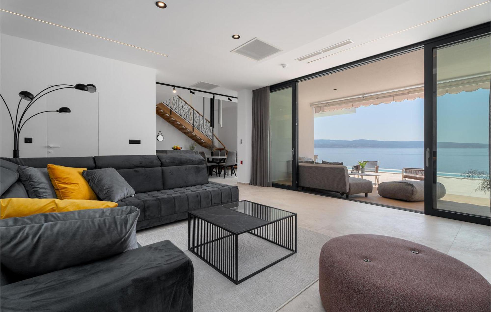 Beautiful Home In Omis With Kitchen Exterior photo