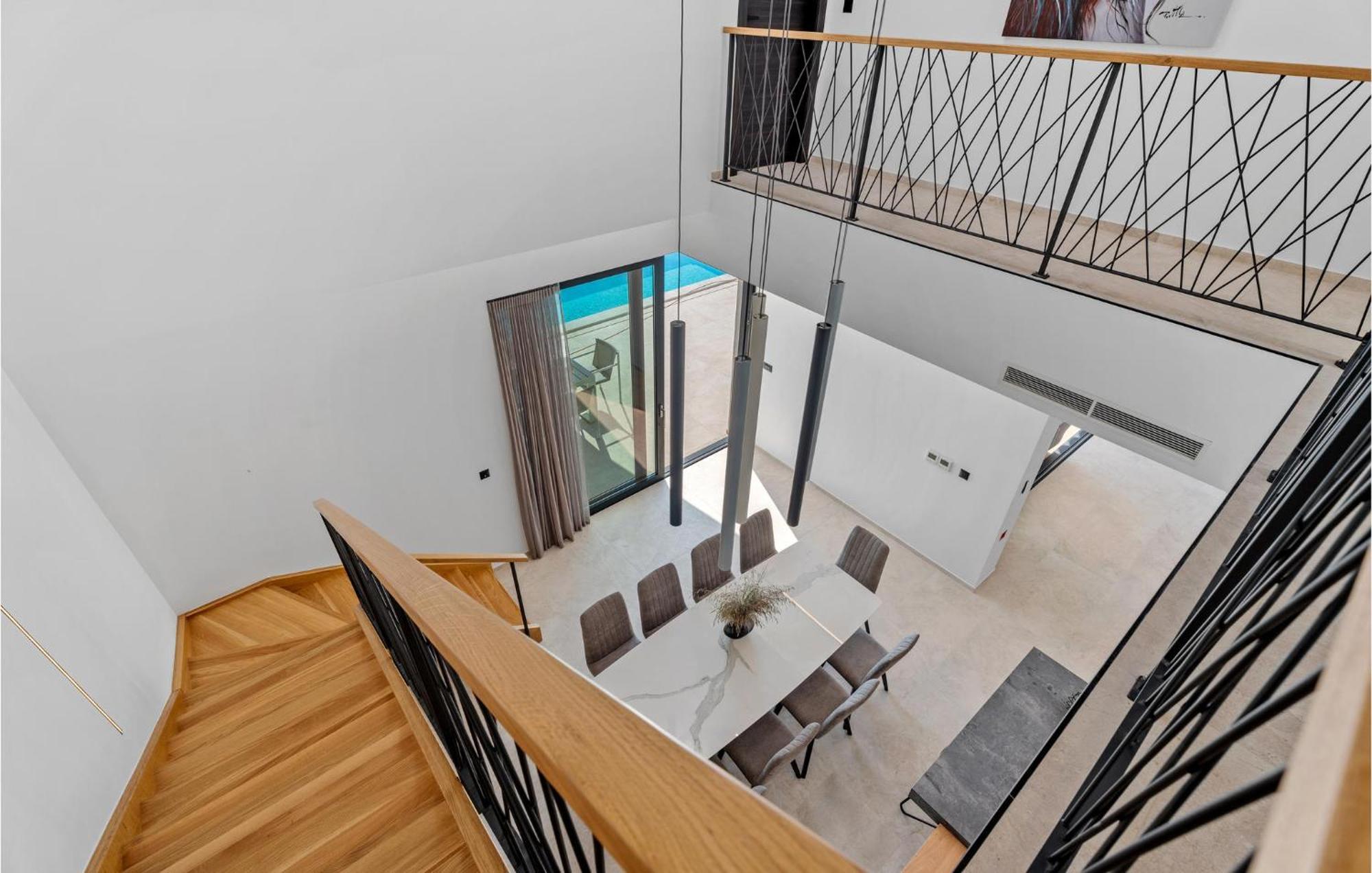 Beautiful Home In Omis With Kitchen Exterior photo